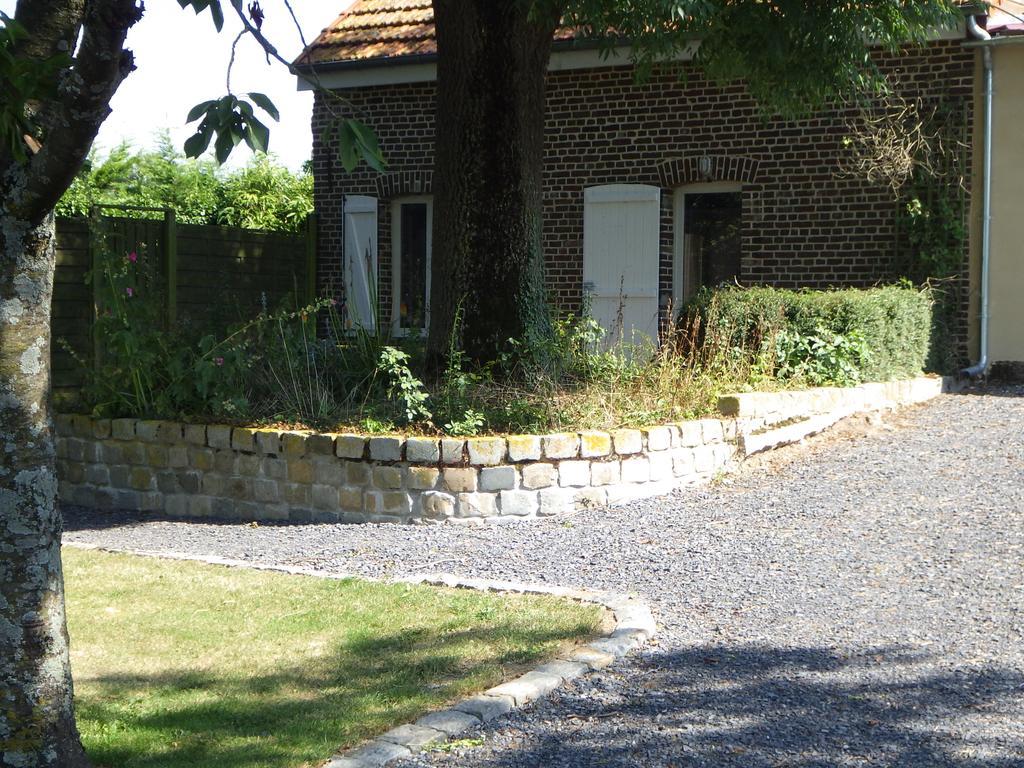 Les Gites Du Vieux Frene Longavesnes Ngoại thất bức ảnh