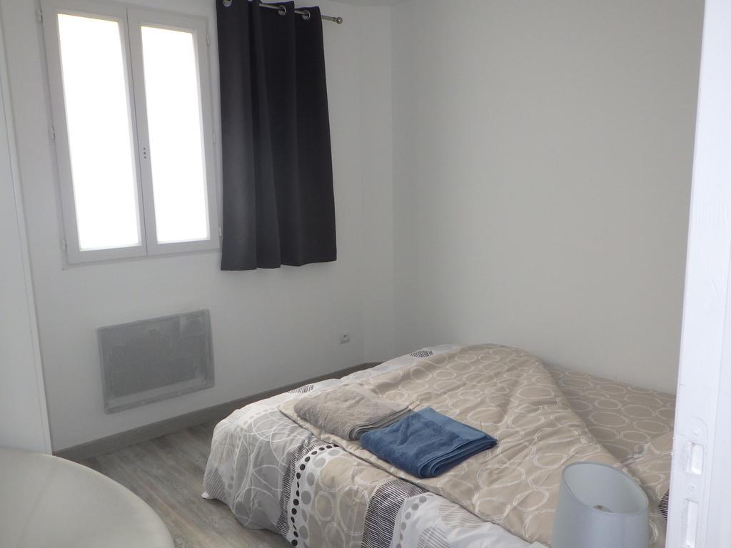 Les Gites Du Vieux Frene Longavesnes Ngoại thất bức ảnh